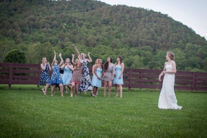 NC Mountain Wedding Bouquet Toss